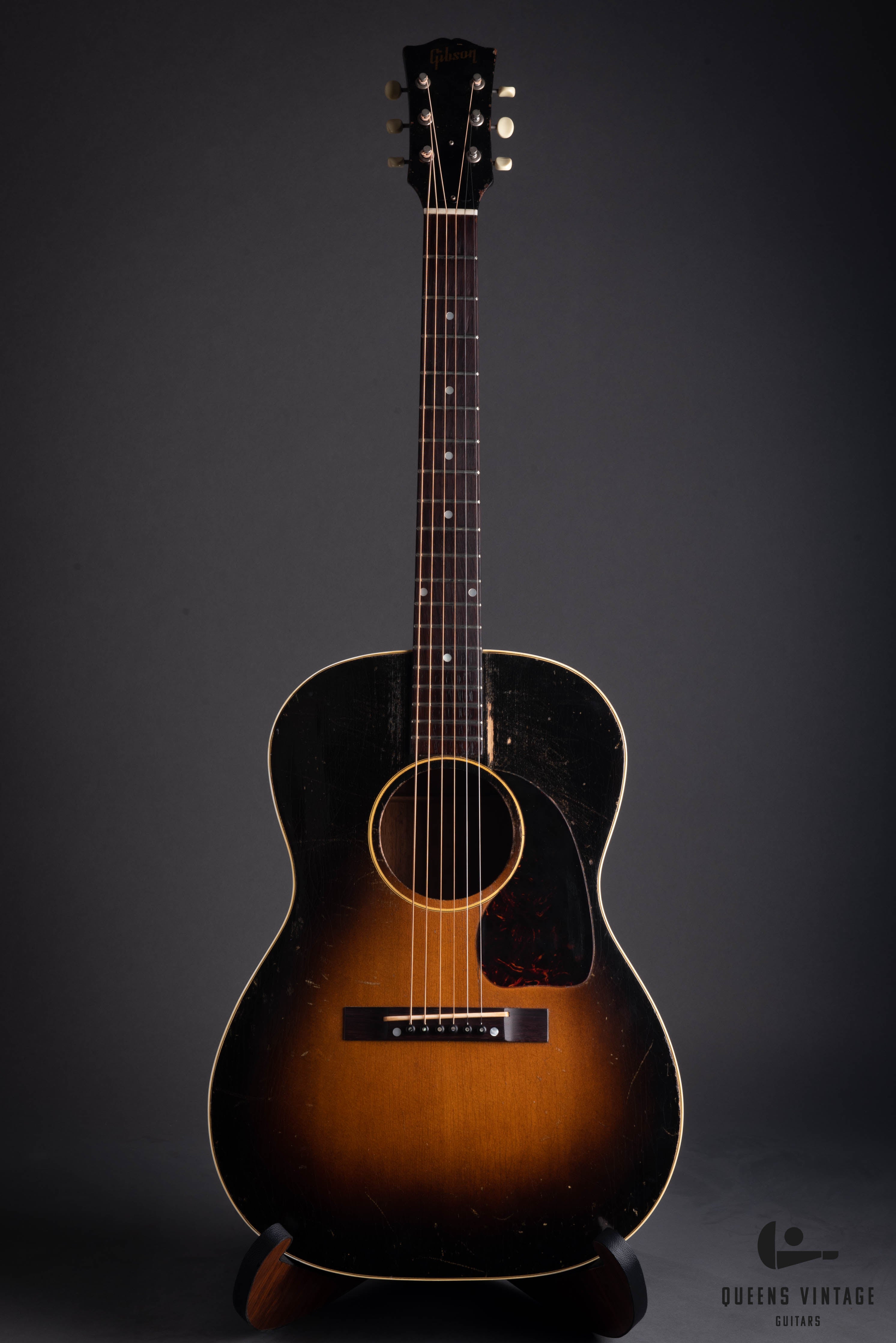 1952 Gibson LG-2 Acoustic Guitar