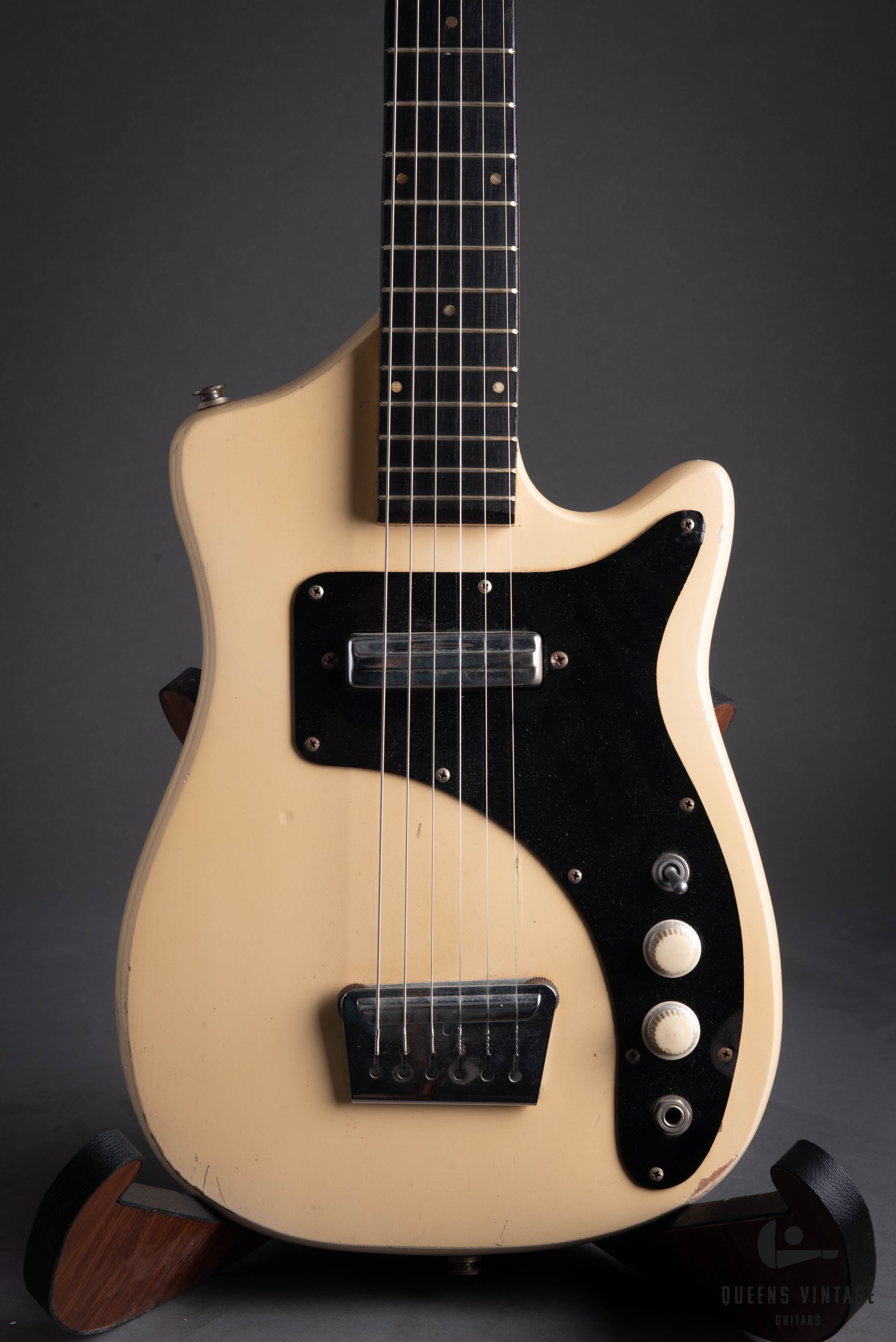 1960 Alamo Fiesta Electric Guitar