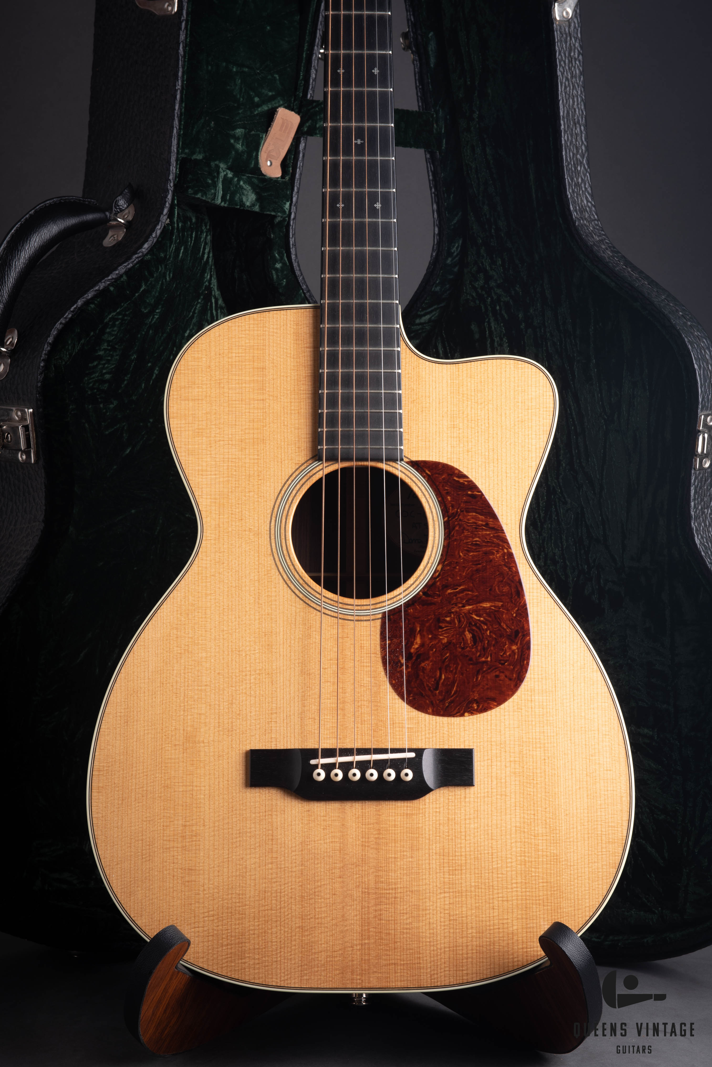 2019 Bourgeois 00C Coupe Acoustic Guitar