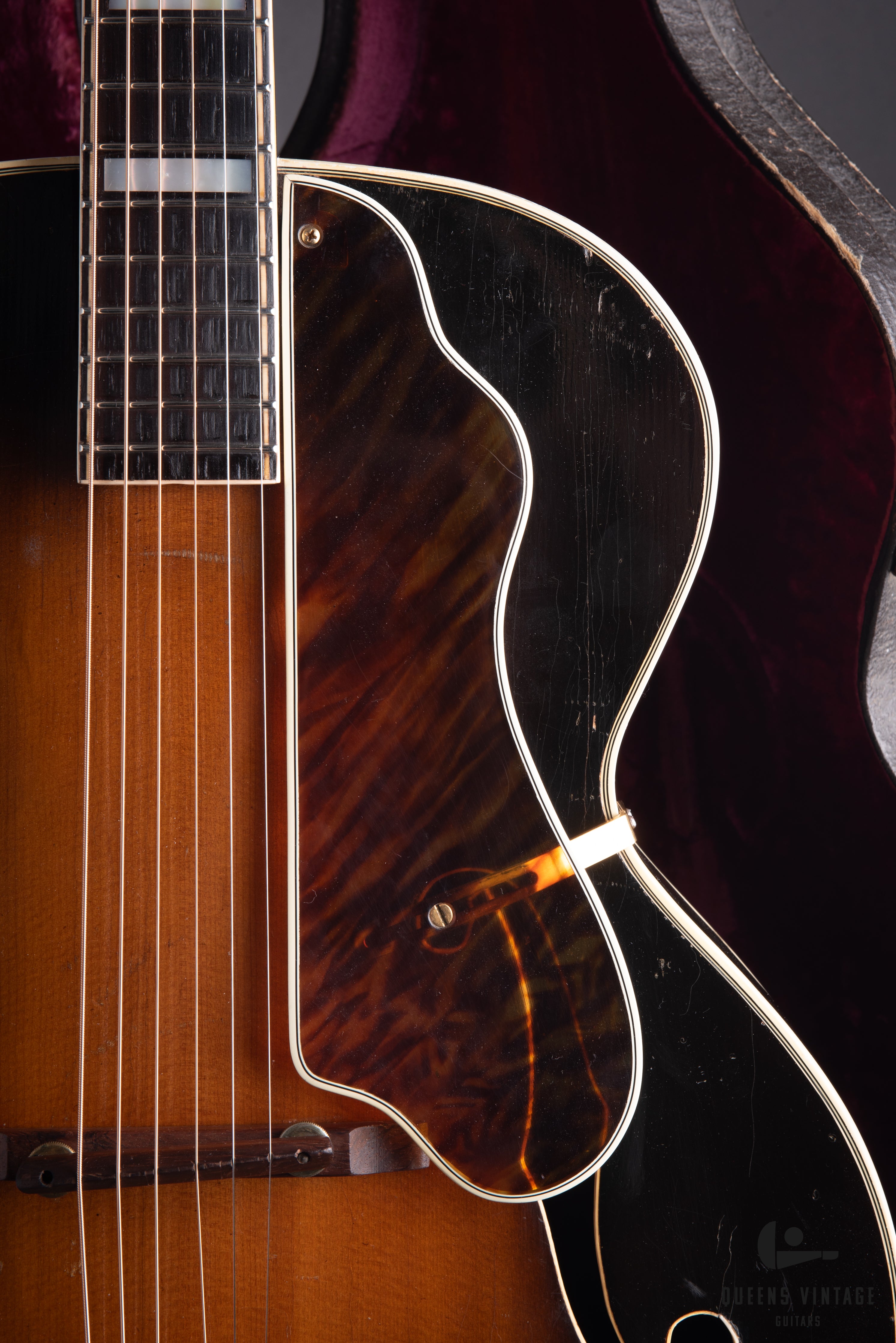 1939 Epiphone Deluxe Acoustic Archtop Guitar