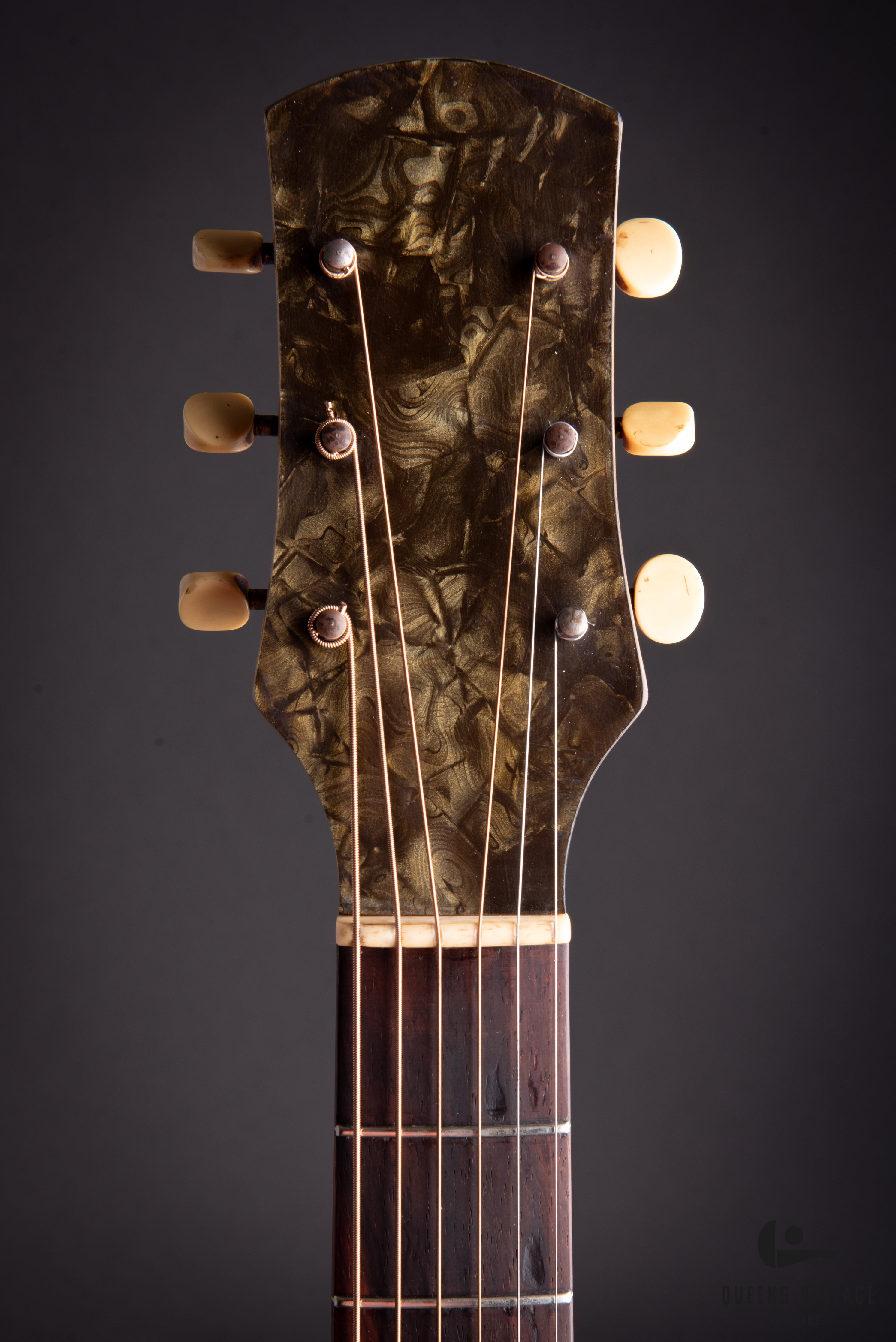 On Hold - 1933 Epiphone Olympic Archtop Acoustic Guitar