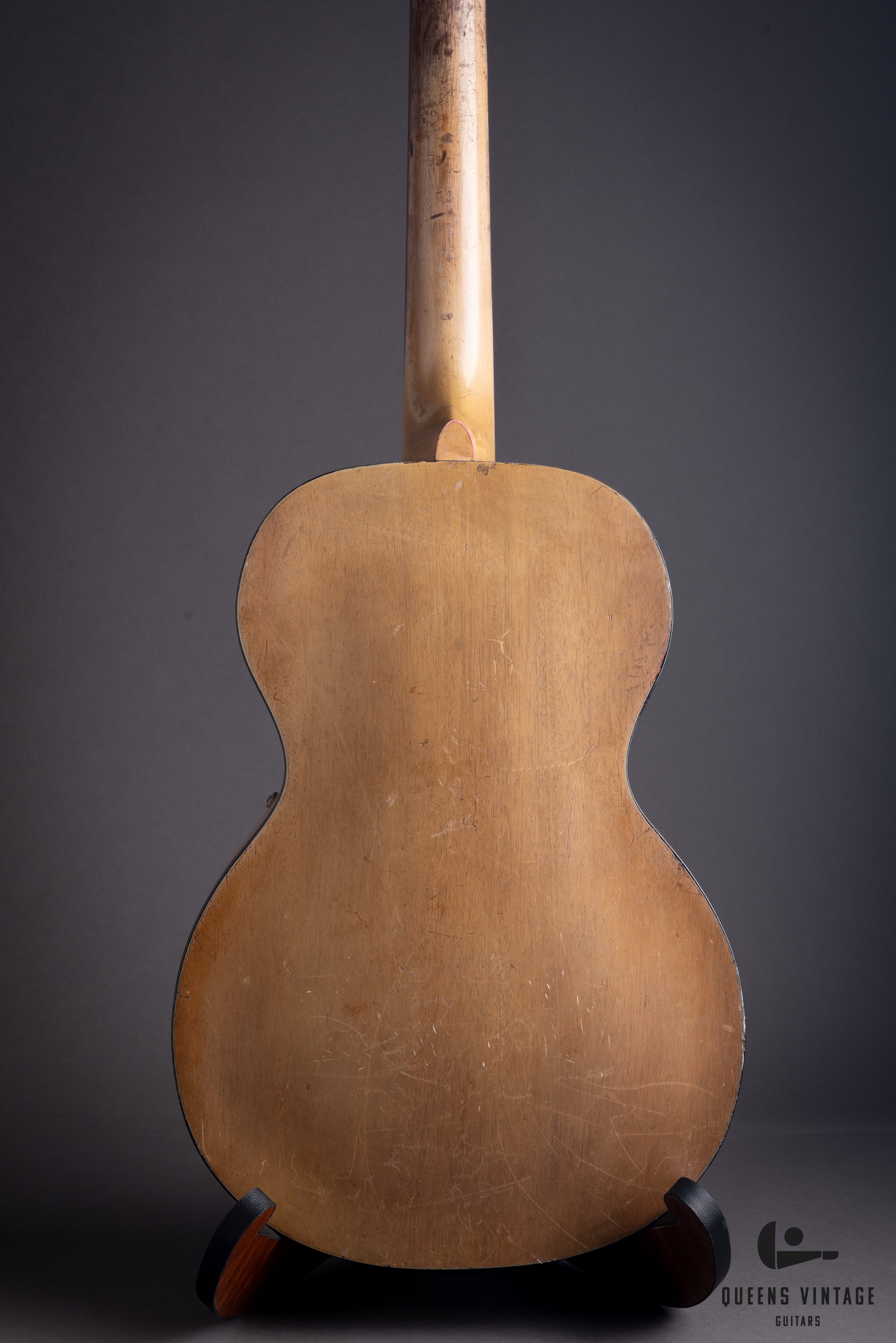 On Hold - 1933 Epiphone Olympic Archtop Acoustic Guitar