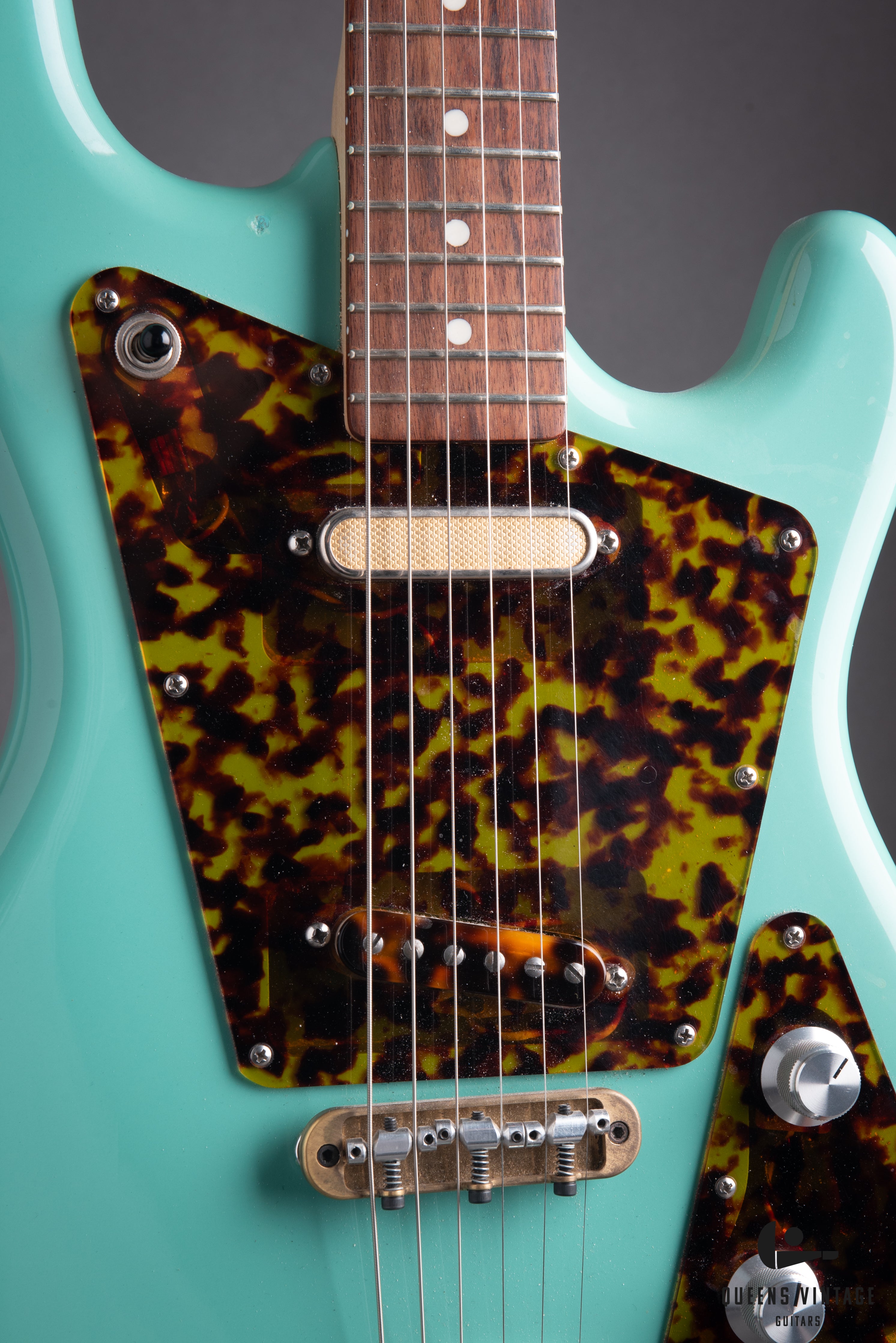 2020 High Spirit Flamingo Hawk Electric Guitar