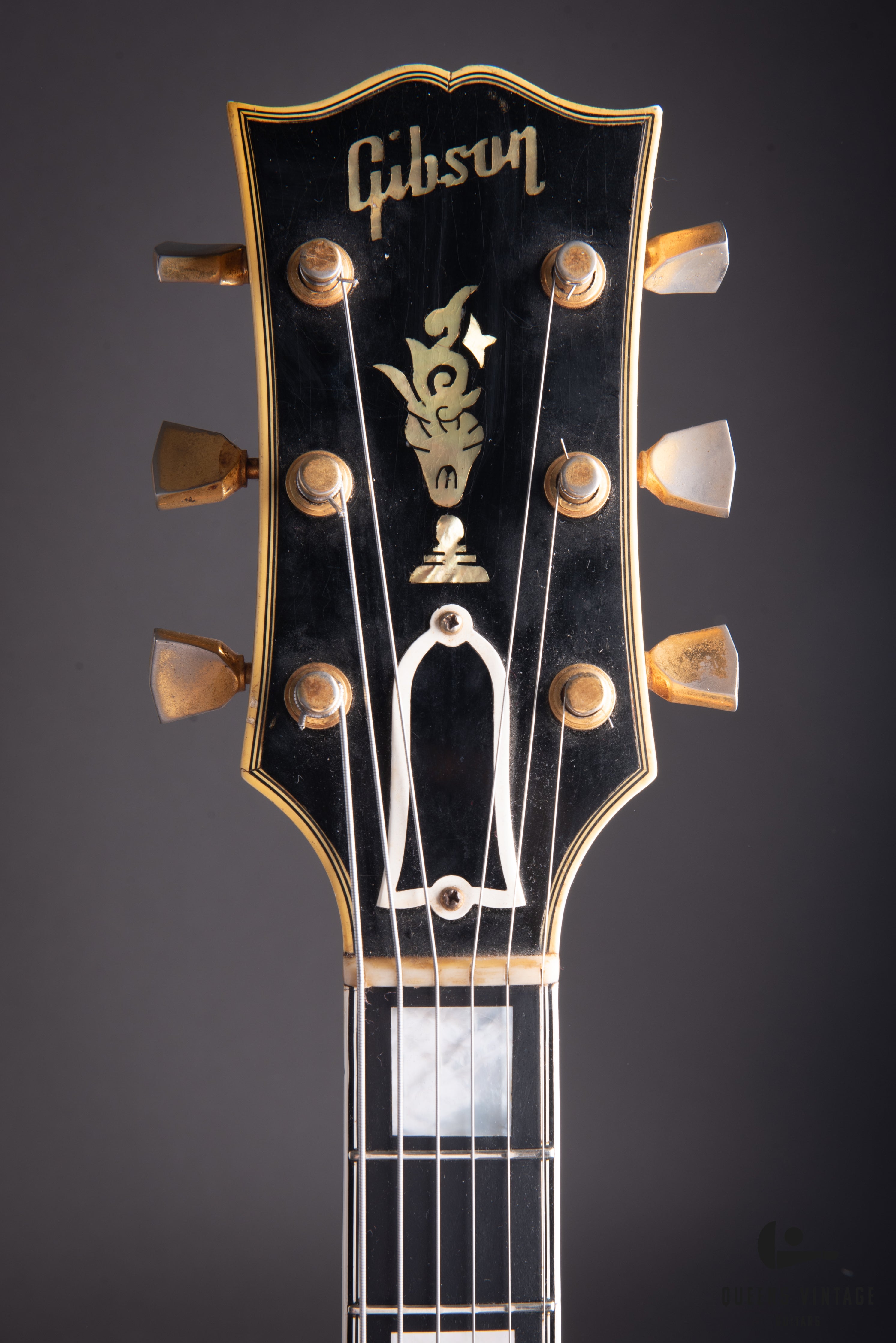 1957 Gibson Byrdland Hollowbody Electric Guitar