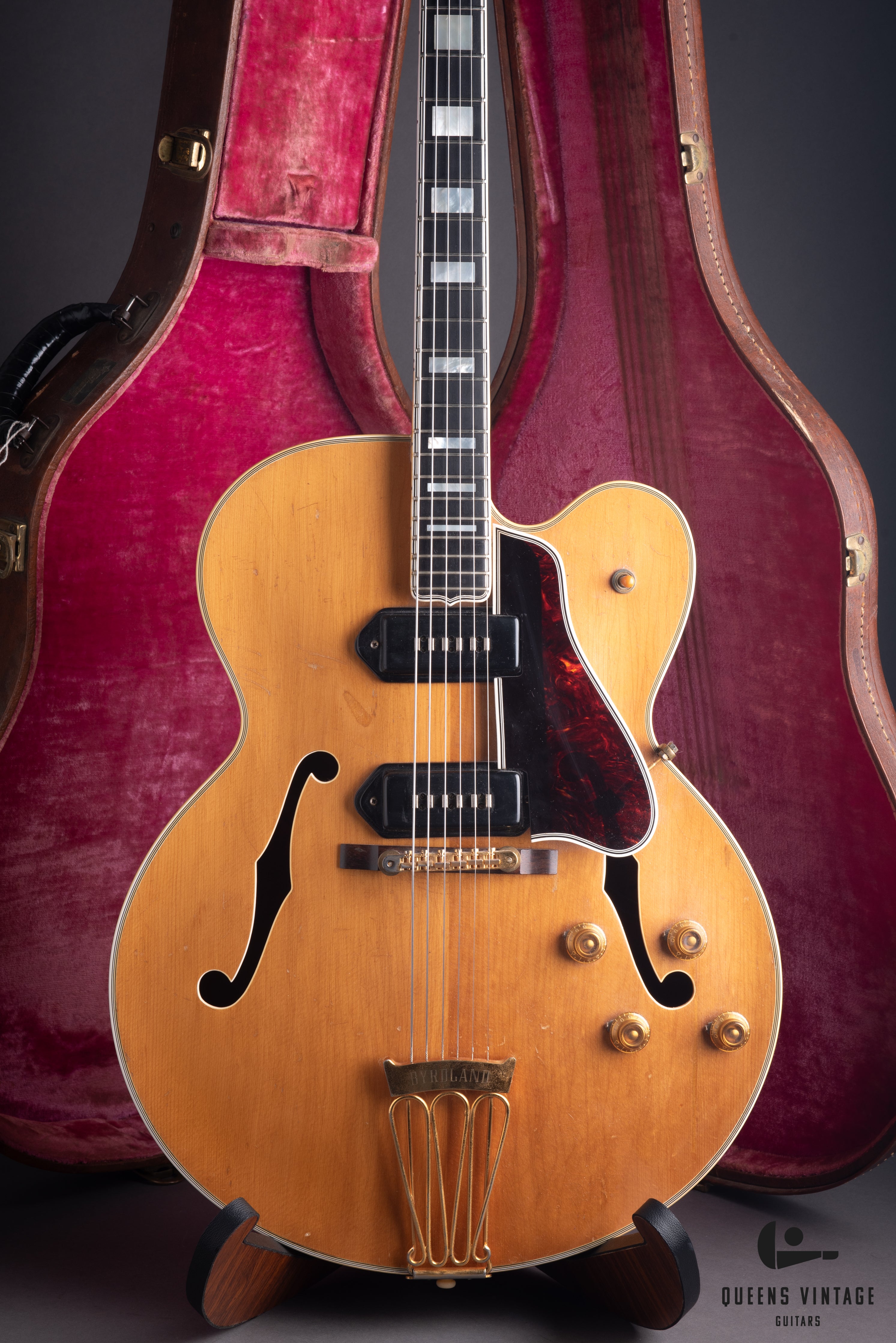 1957 Gibson Byrdland Hollowbody Electric Guitar